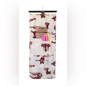 Wrangler Red and White Patterned Blanket